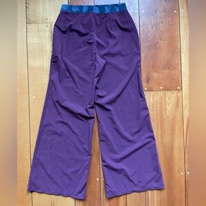 Youer Success Pants in Jam EUC